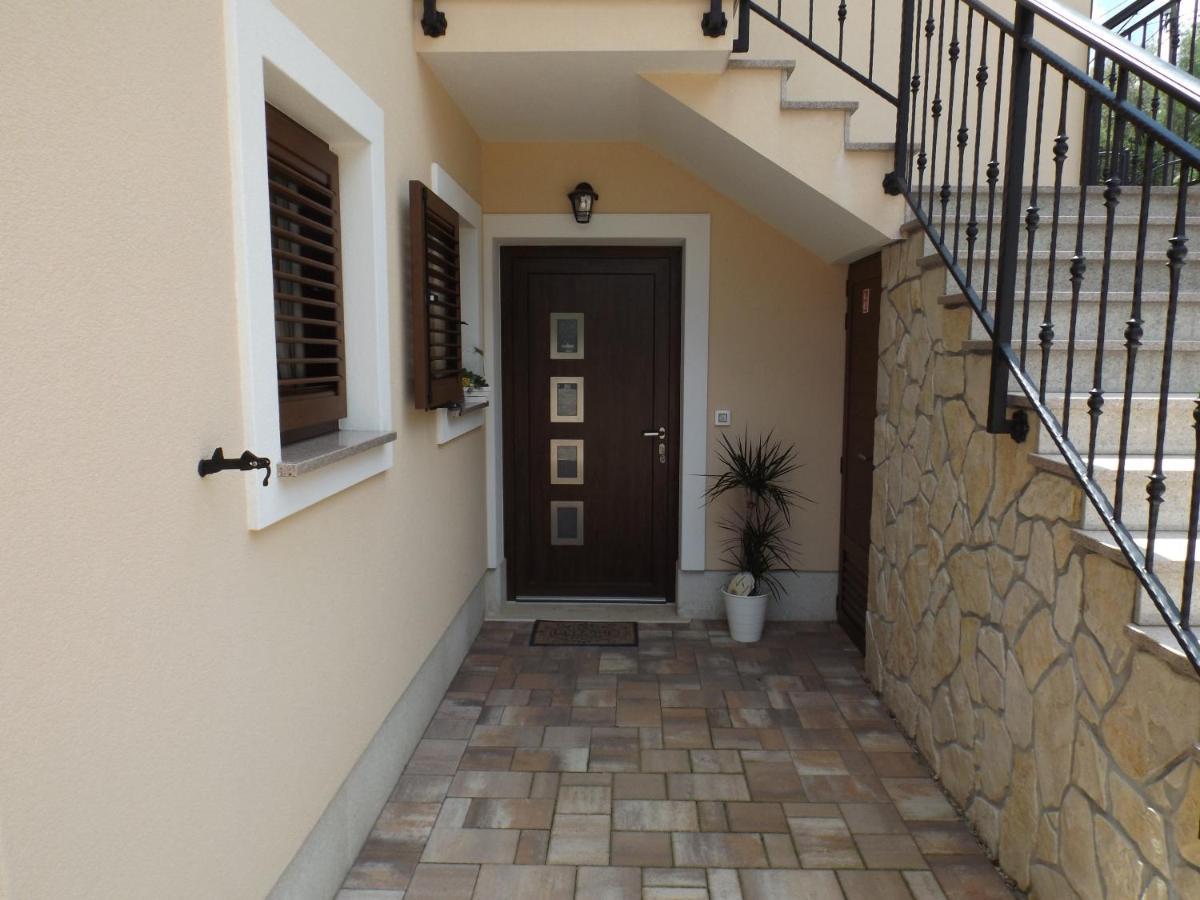Apartments Villa Elma Mošćenička Draga Exterior foto